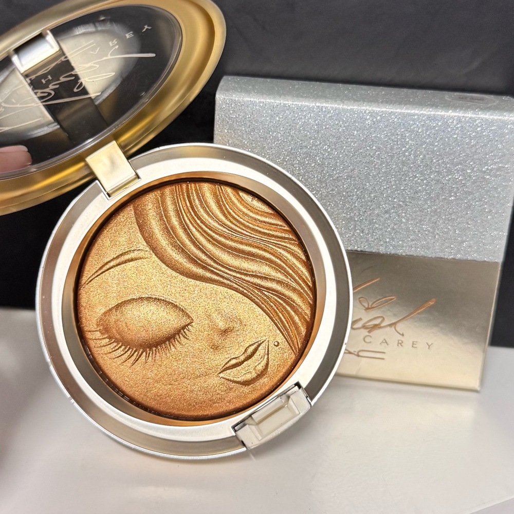 Mac x Mariah Carey Extra dimension skinfinish highlighter - limited edition